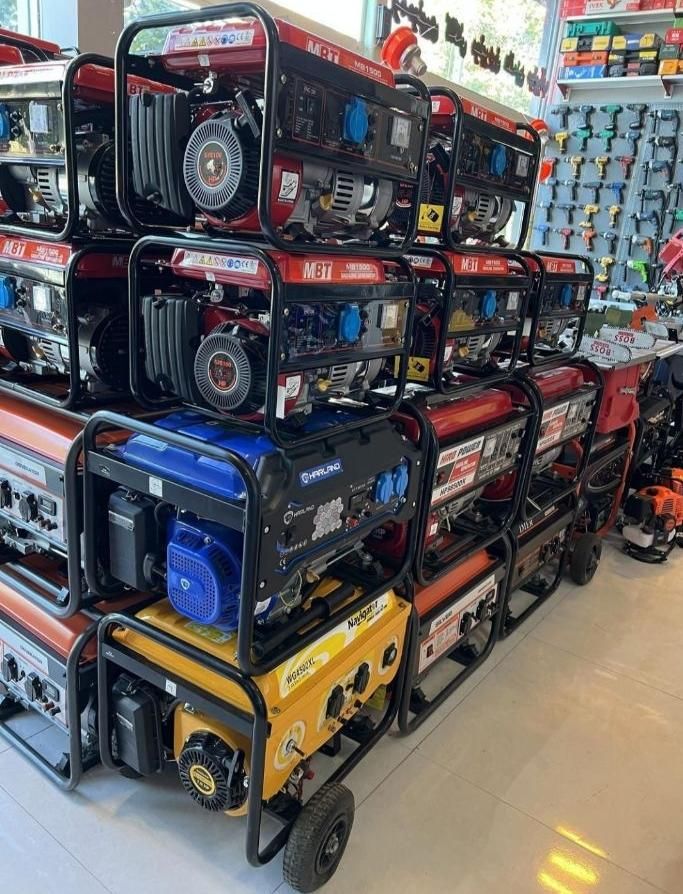 موتور برق تمام مس استارتی هندلی بنزینی موتوربرق|فروشگاه و مغازه|مشهد, هنرور|دیوار