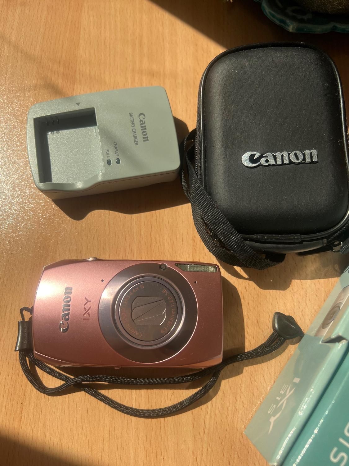 دوربین عکاسی دیجیتال canon|دوربین عکاسی و فیلم‌برداری|تهران, شهرک نفت (منطقه ۱)|دیوار