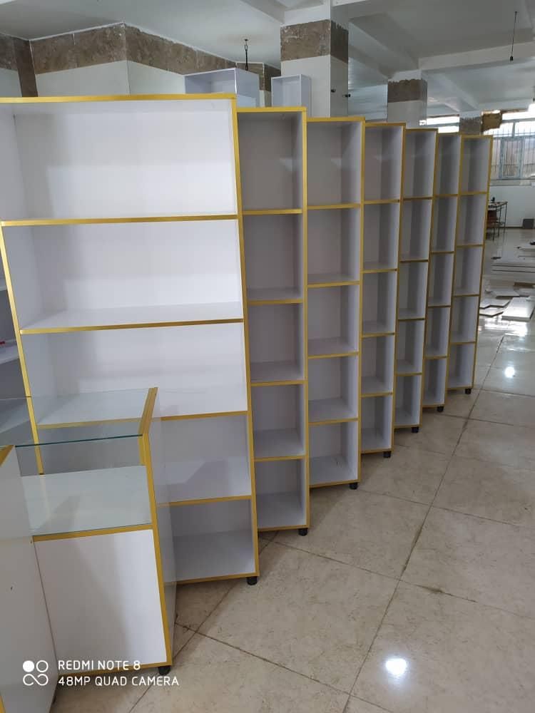 قفسه ،ویترین ،کتابخانه ، شلف کد۱۴۱۳|کتابخانه، شلف، قفسه‌های دیواری|تهران, سازمان برنامه شمالی|دیوار