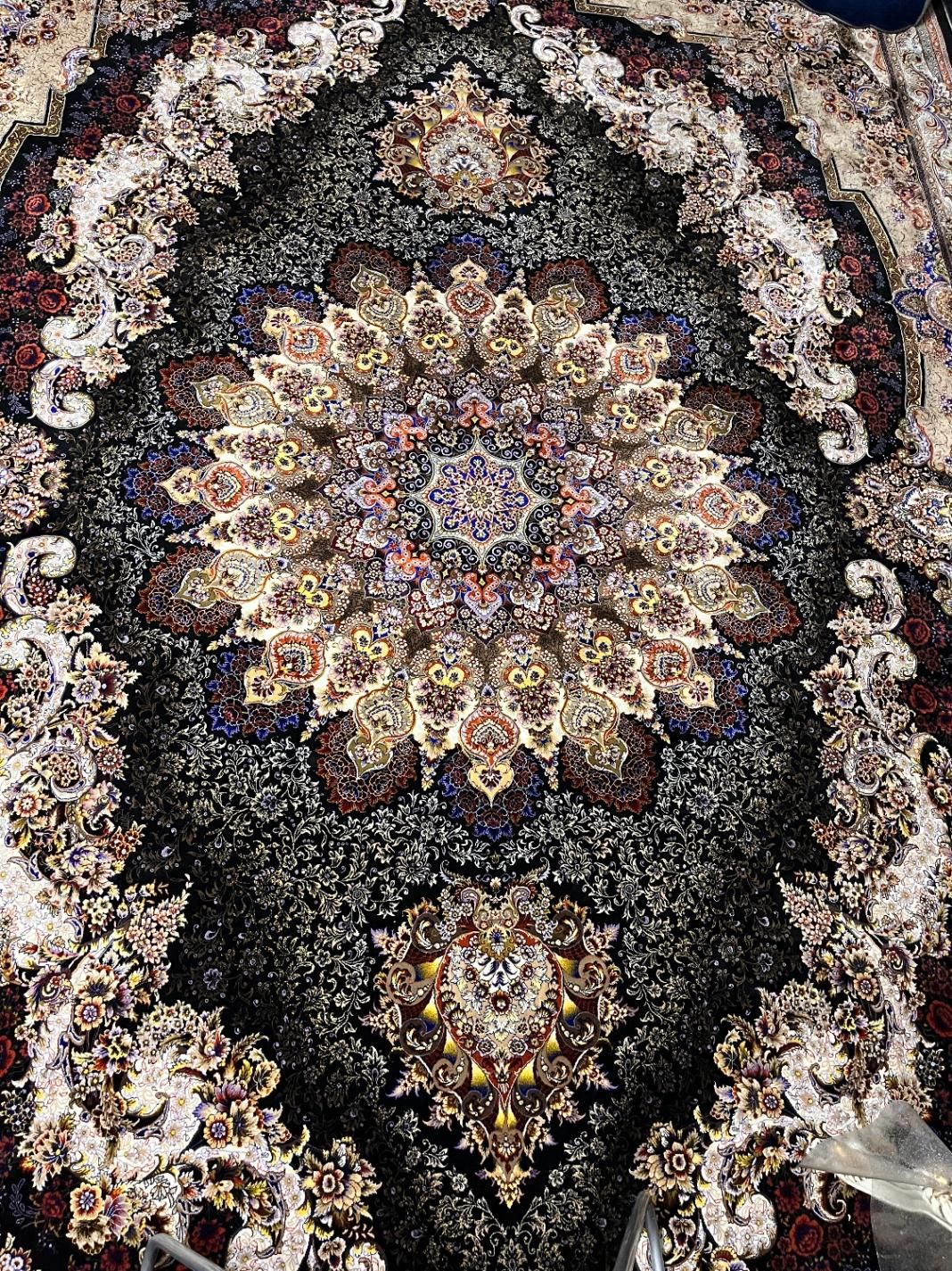۲تخته فرش ۹متری قیطران ۱۰ رنگ ۱۰۰۰شانه۳۰۰۰تراکم|فرش|نسیم‌شهر, نسیم‌شهر|دیوار