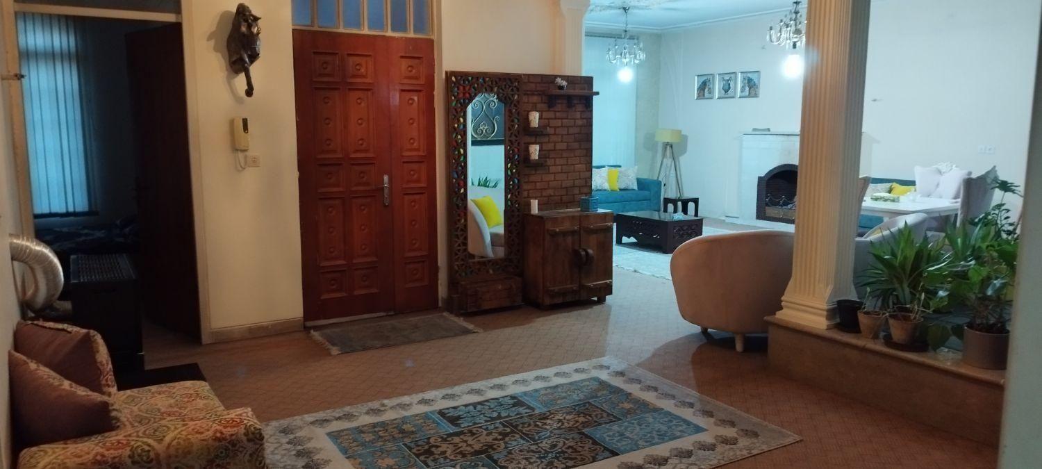 اجاره منزل مبله شهرک گلستان شیراز|اجارهٔ کوتاه‌مدت آپارتمان و سوئیت|شیراز, شهرک گلستان|دیوار