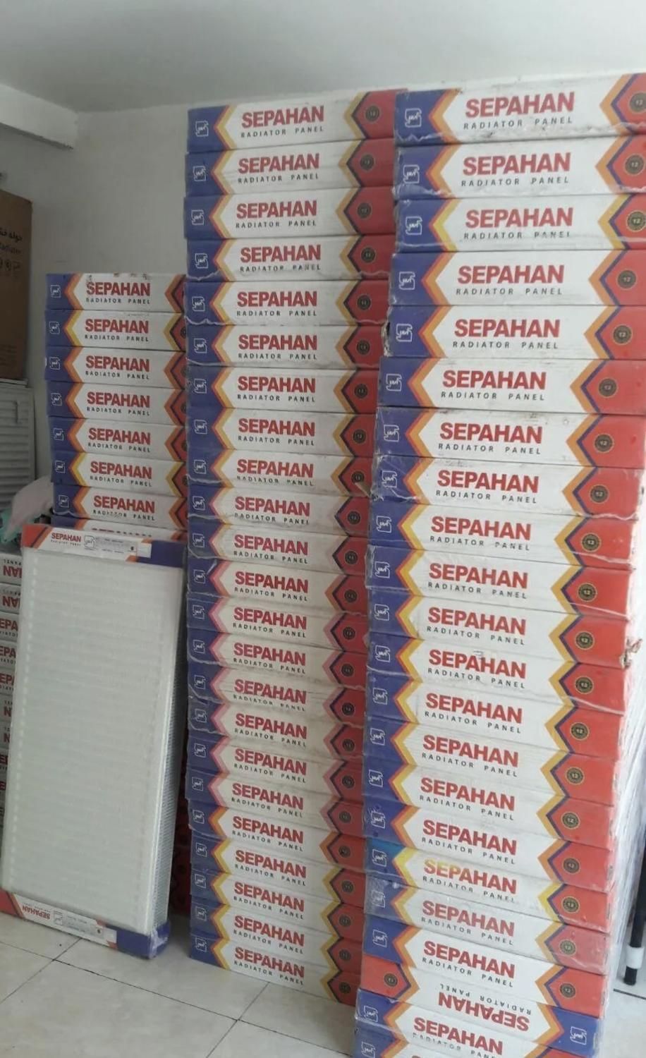 شواژ رادیاتور پنلی متری سپاهان|آبگرمکن، پکیج، شوفاژ|پردیس, |دیوار