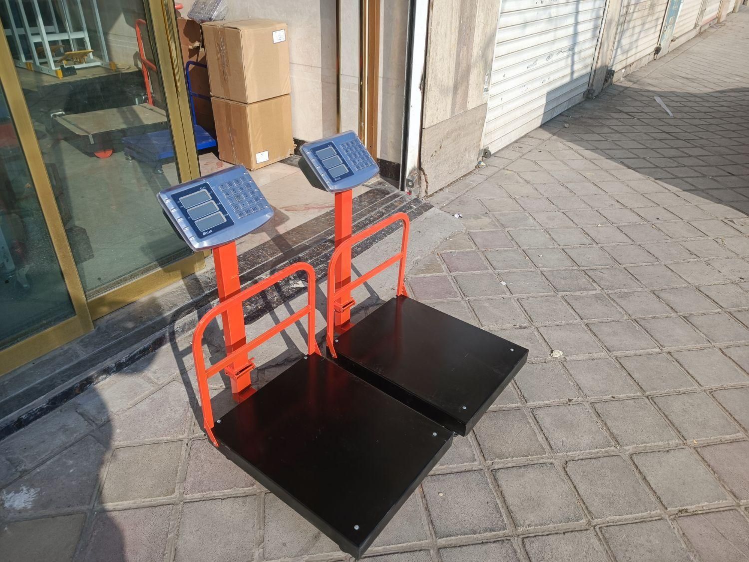 باسکول 300کیلویی تاشو گاردار|فروشگاه و مغازه|پاکدشت, |دیوار