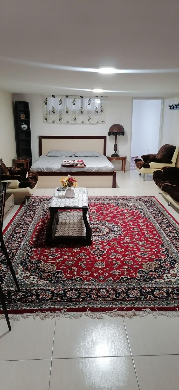 واحد خیلی تمیز همکف دربست، میدون ابوذر|اجارهٔ کوتاه‌مدت آپارتمان و سوئیت|یزد, |دیوار