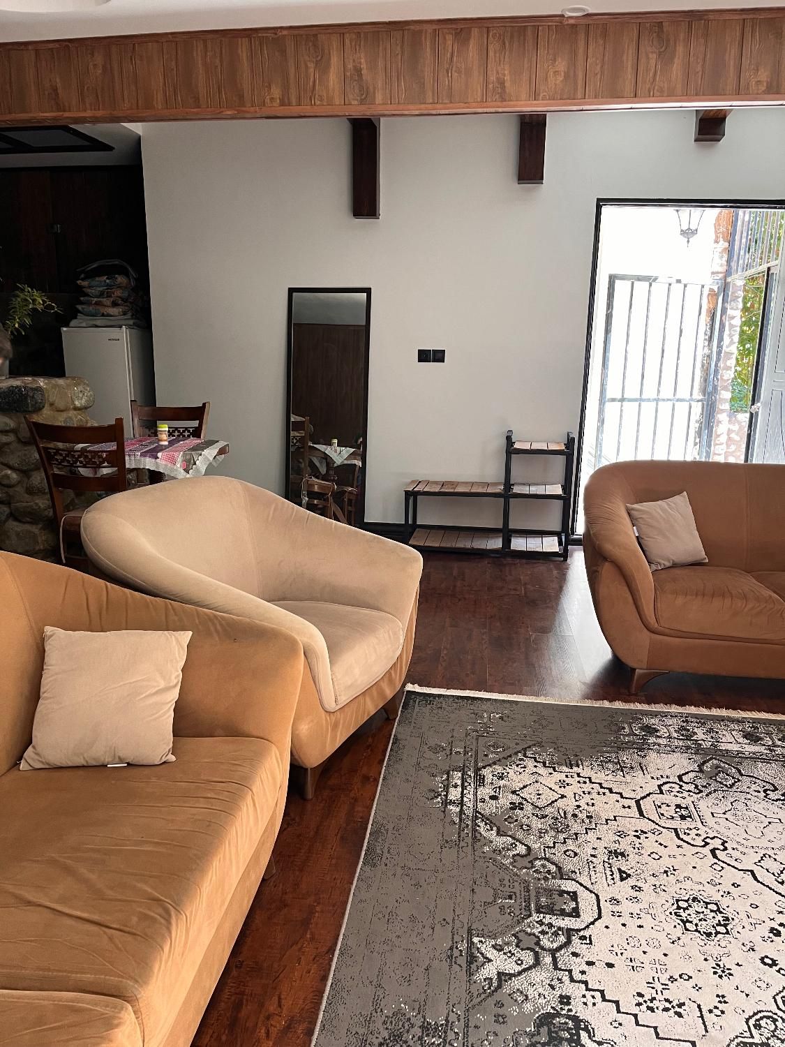 اجاره روزانه واحد لب رودخانه ده برغان|اجارهٔ کوتاه‌مدت آپارتمان و سوئیت|کرج, باغستان|دیوار