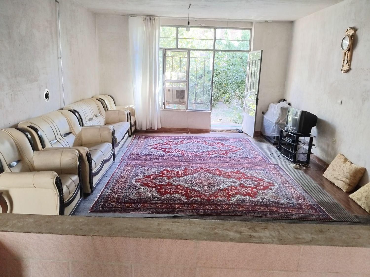 سوییت مستقل و پارکینگدار|اجارهٔ کوتاه‌مدت آپارتمان و سوئیت|مهاباد (آذربایجان غربی), |دیوار