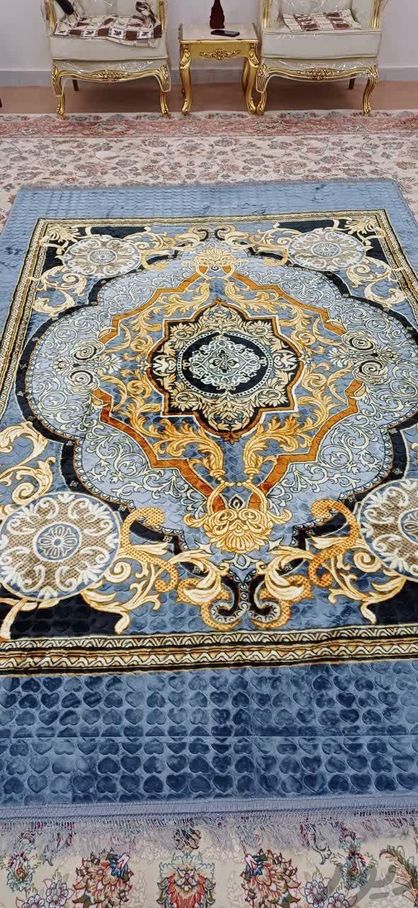 فرش بافت نرم و مخمل مانندی دارد|فرش|مشهد, آزادشهر|دیوار