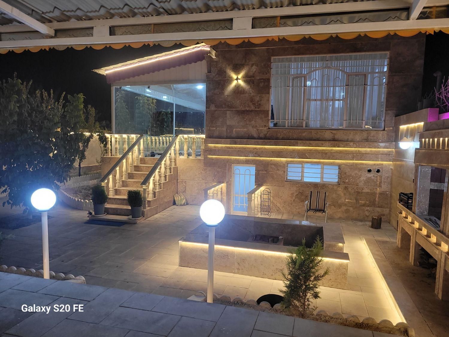 باغ ویلا چناران استخر آب گرم سرپوشیده.فول امکانات|اجارهٔ کوتاه‌مدت ویلا و باغ|گلبهار, شهر جدید گلبهار|دیوار