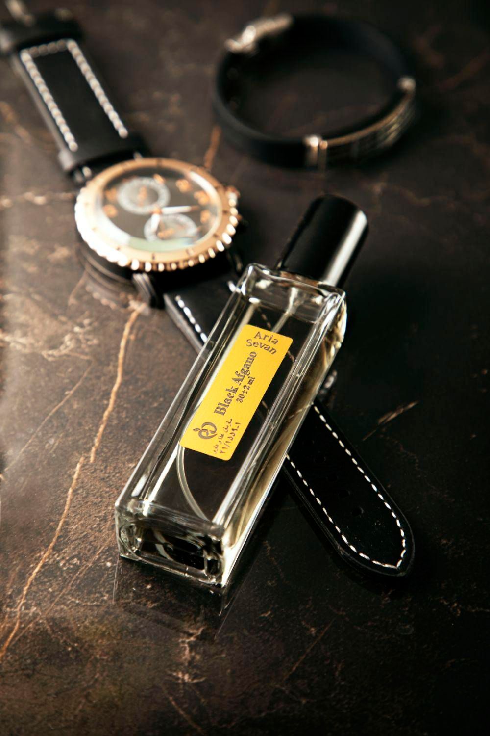 اعطای نمایندگی عطر آریاسون ماندگاری۲۴ ساعت تضمینی|عمده‌فروشی|تهران, گلستان (شهرک راه آهن)|دیوار