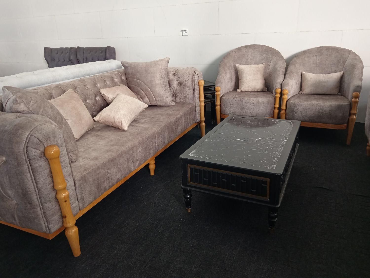 مبل وینچنزو|مبلمان خانگی و میز عسلی|یزد, |دیوار