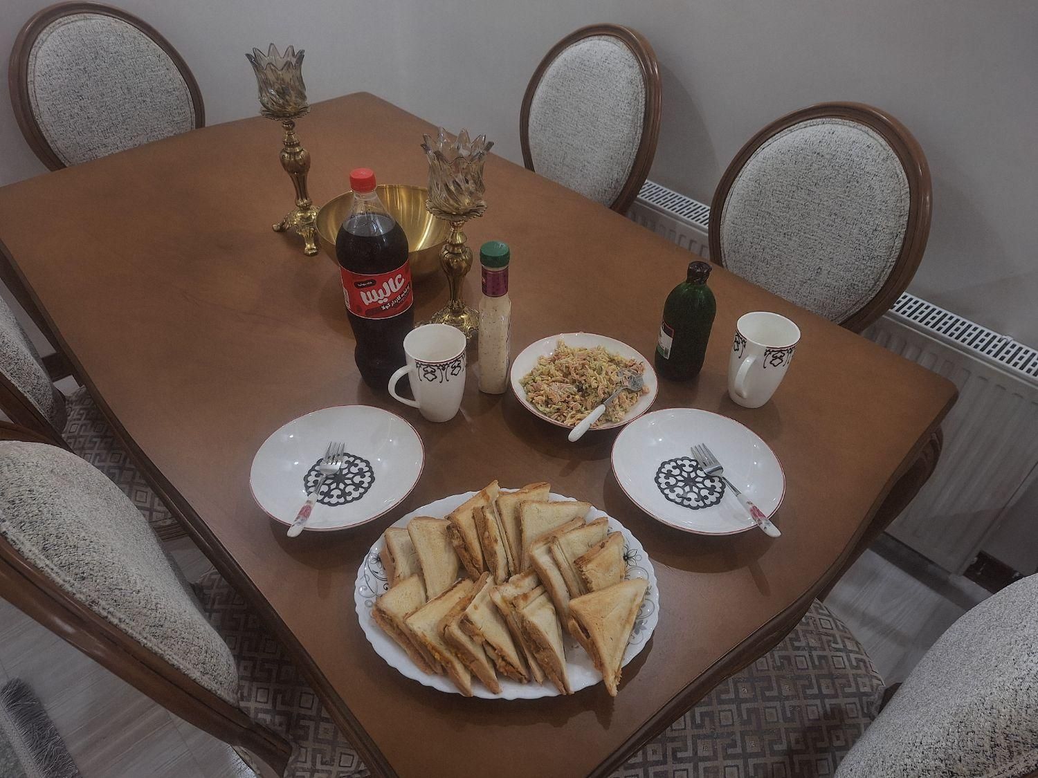 میزناهار خوری ۶نفره بسیار تمیز و شیک|میز و صندلی غذاخوری|تهران, تهرانپارس شرقی|دیوار
