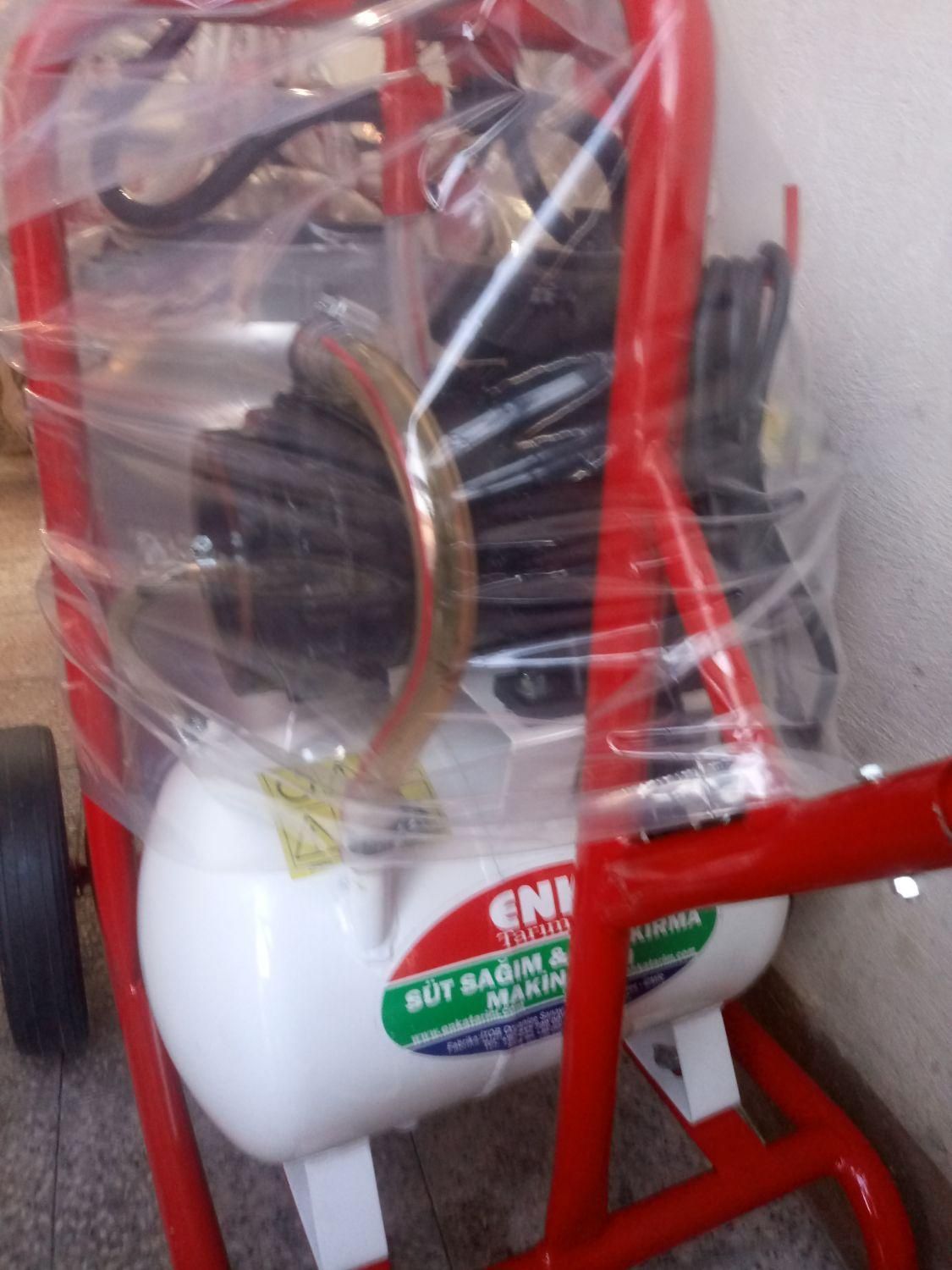 شیردوش گاو و بز و گوسفند و شیردوش دستی|ماشینآلات صنعتی|شیراز, پودنک|دیوار