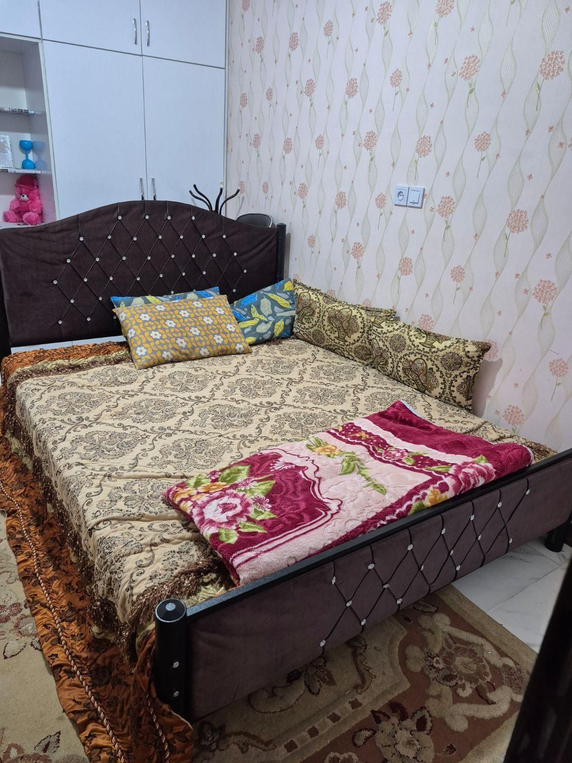 اجاره روزانه/هفتگی/ماهانه آپارتمان ۸۰ متری|اجارهٔ کوتاه‌مدت آپارتمان و سوئیت|اصفهان, ناصرخسرو|دیوار