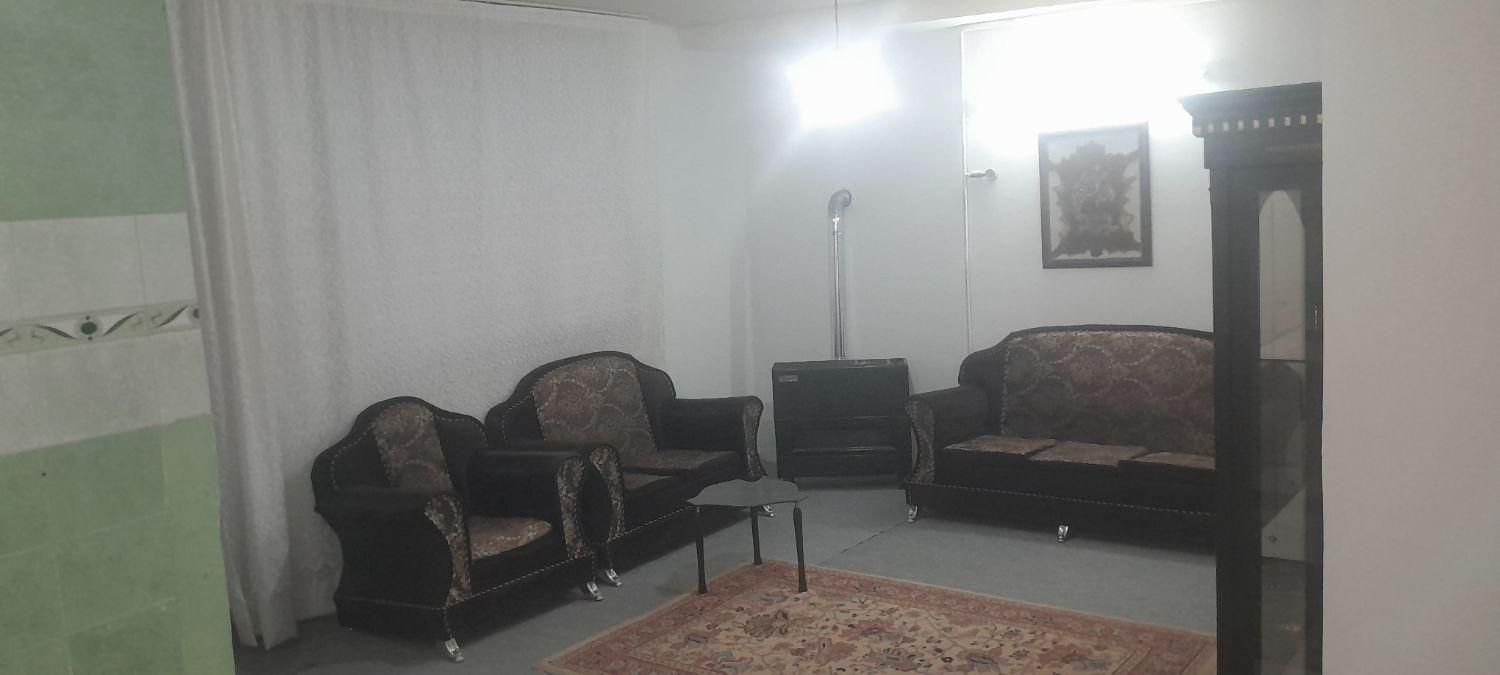 سوییت آپارتمان ۷۵ متری دو خوابه طبقه اول مرکز شهر|اجارهٔ کوتاه‌مدت آپارتمان و سوئیت|اردبیل, |دیوار