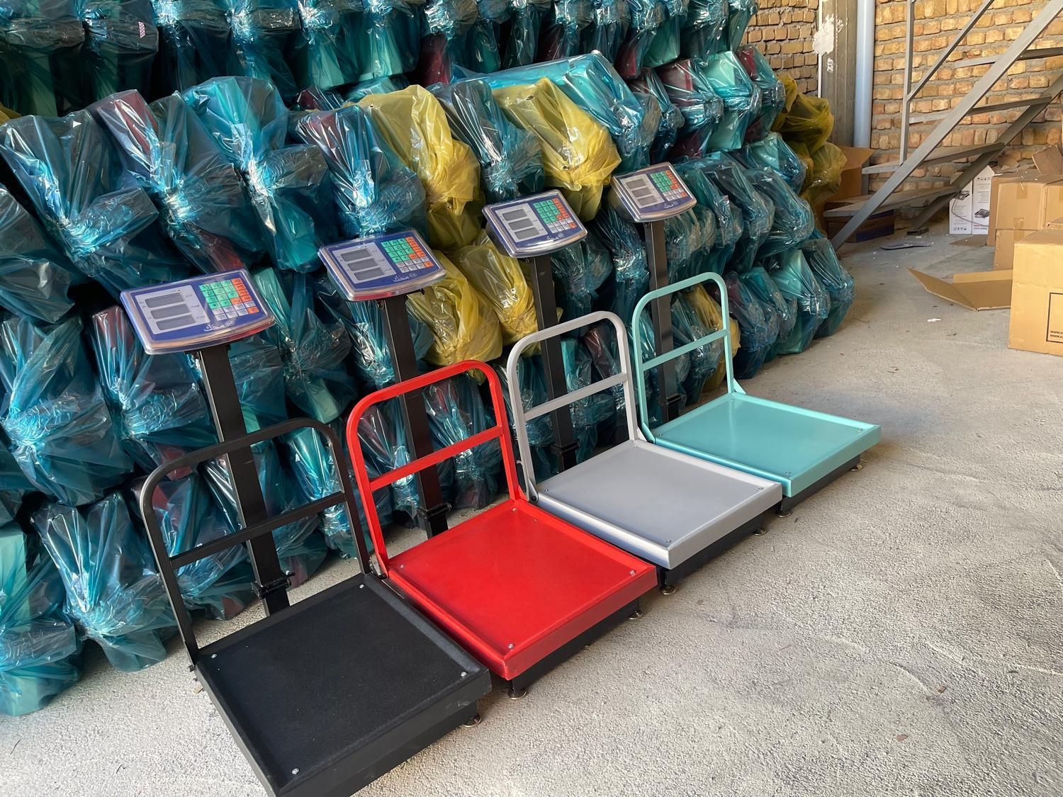 ترازو باسکول سیصدکیلوگرمی|فروشگاه و مغازه|کرج, ساسانی (قلمستان)|دیوار