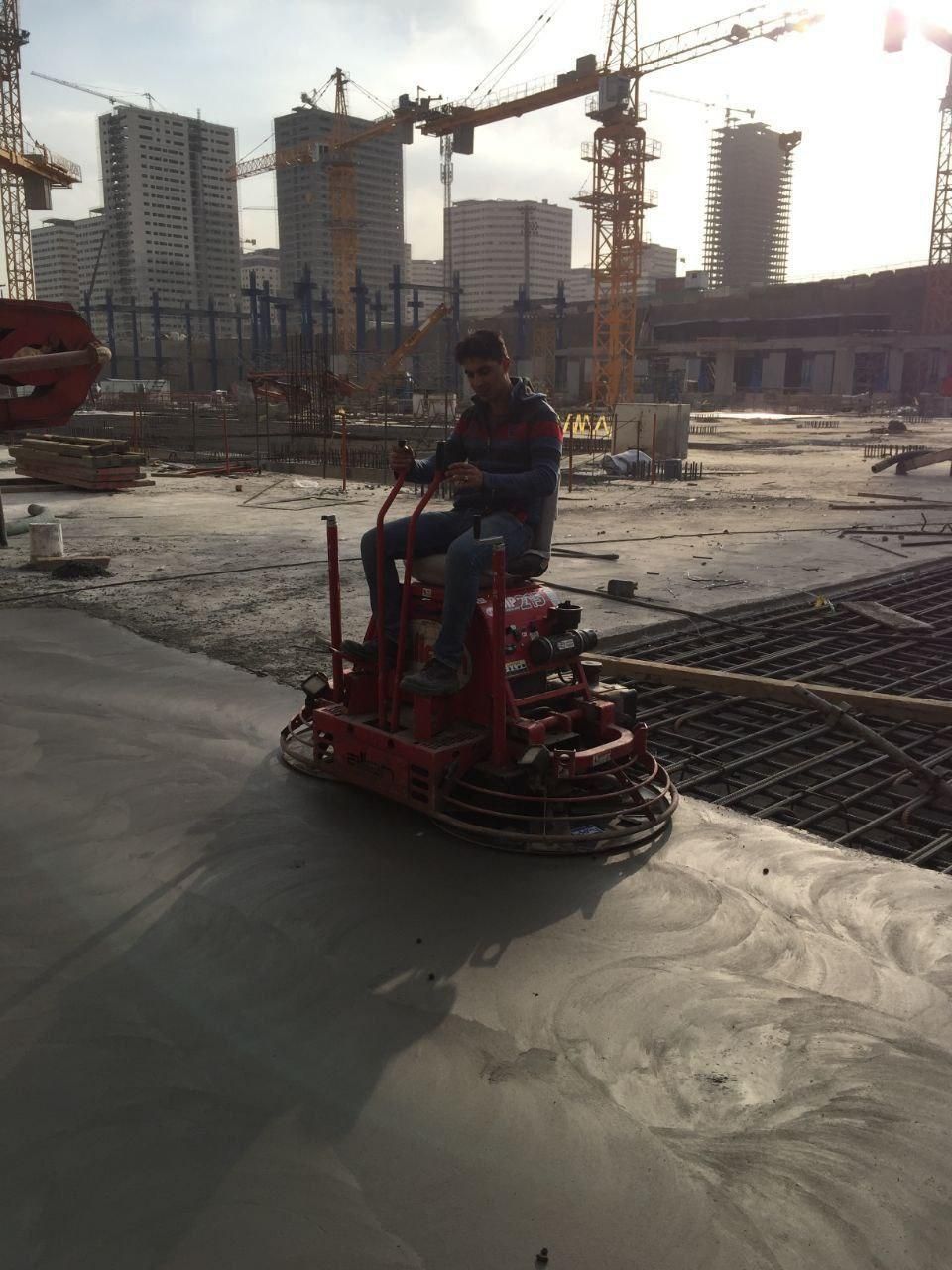 بتن ریزی کف با ماله پروانه|خدمات پیشه و مهارت|ماهدشت, |دیوار