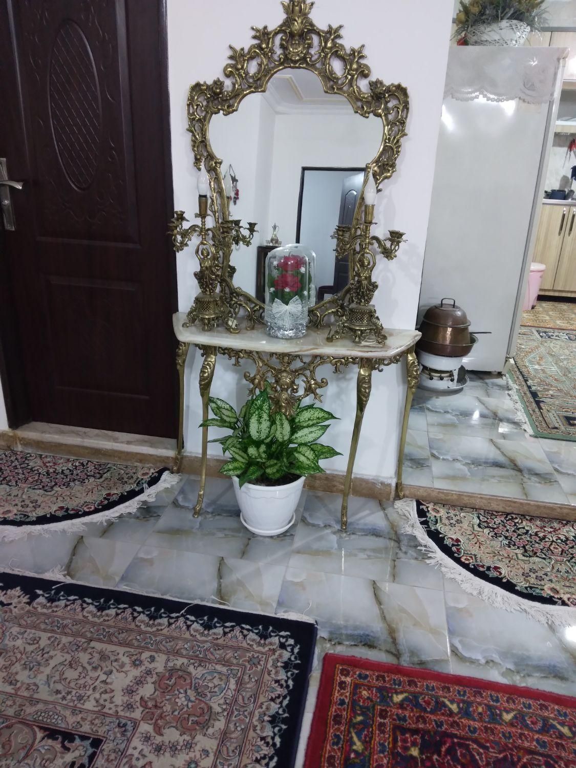 اینه وشمعدان|آینه|تنکابن, |دیوار