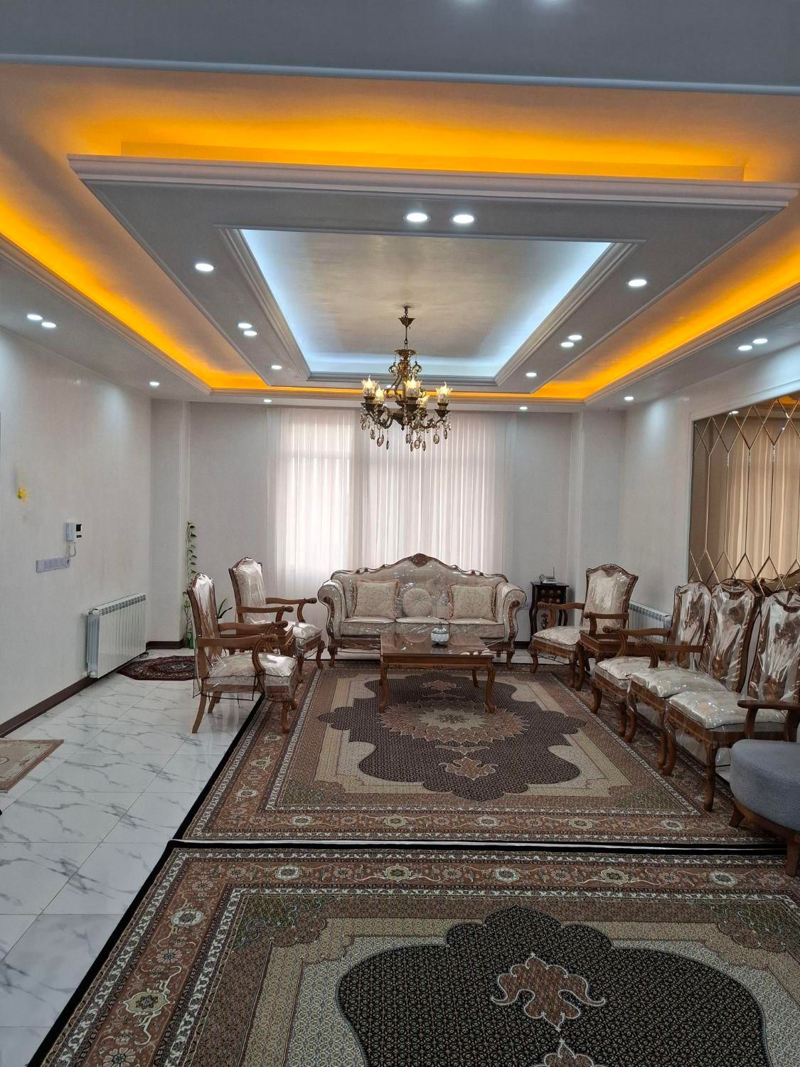 آپارتمان تک واحدی/طلاییه /پیش فروش / پارکینگ|فروش آپارتمان|قرچک, شهرک طلائیه|دیوار