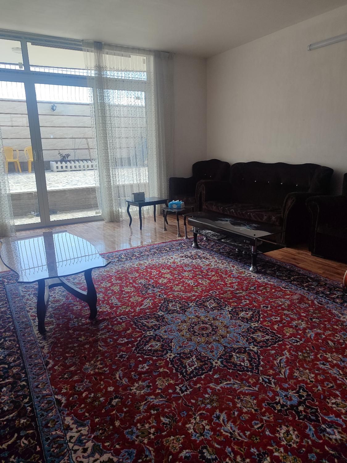 اجاره روزانه ،منزل ویلایی حیاط دار|اجارهٔ کوتاه‌مدت آپارتمان و سوئیت|اصفهان, مهدیه|دیوار