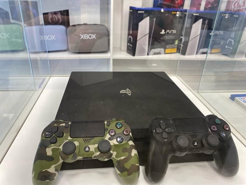 PS4 Pro اکانتی|کنسول، بازی ویدئویی و آنلاین|اصفهان, سعادت‌آباد|دیوار