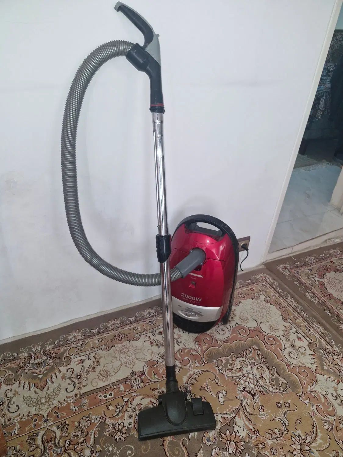 جارو برقی پاناسونیک ۲۰۰۰ وات|جاروبرقی، جارو شارژی، بخارشو|تهران, هفت چنار|دیوار