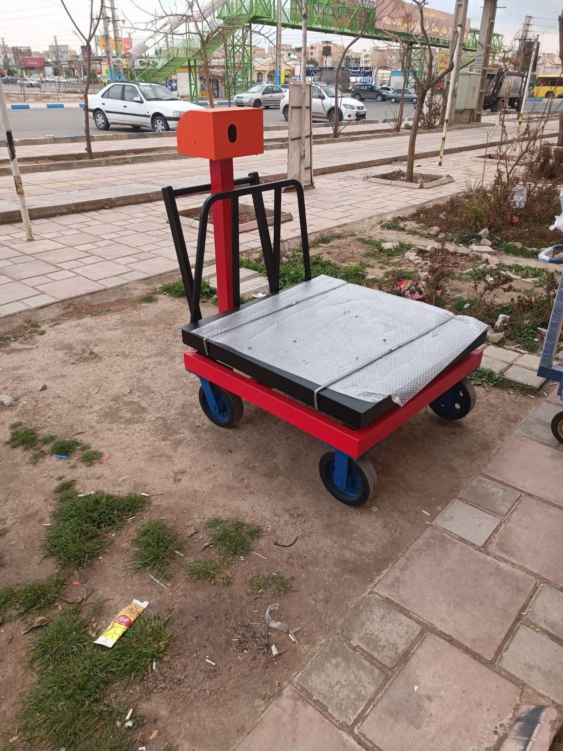 باسکول 1و1/5 تن و 2تن چرخ دار هر کیل صنعت|ماشین‌آلات صنعتی|پاکدشت, |دیوار