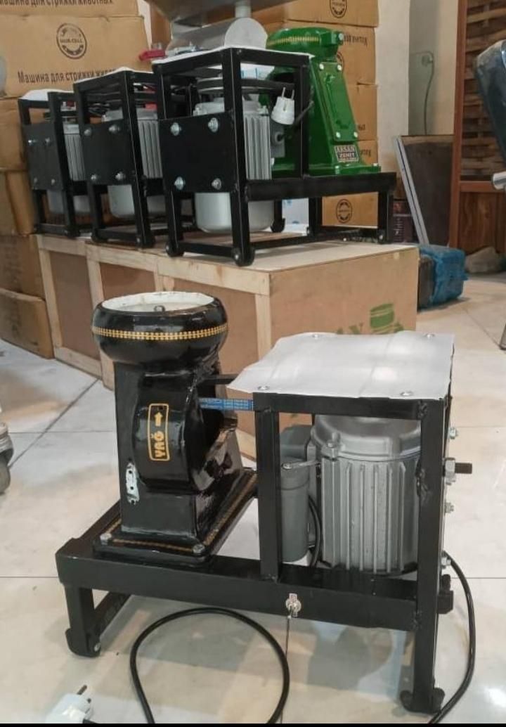 خامه گیر چرخ شیر برقی ۲۰۰کیلویی ترکیه گارانتی2ساله|ماشین‌آلات صنعتی|تهران, توحید|دیوار