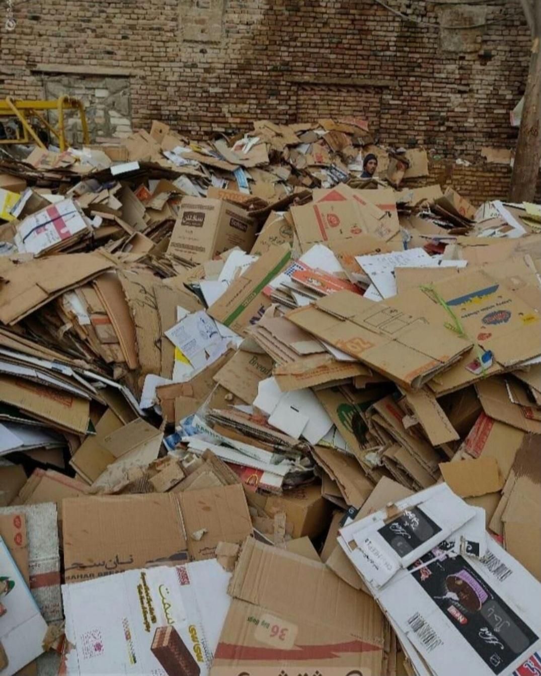 کاغذ باطله مقوا کارتن خرید ضایعاتی وفروش|عمدهفروشی|کهریزک, |دیوار
