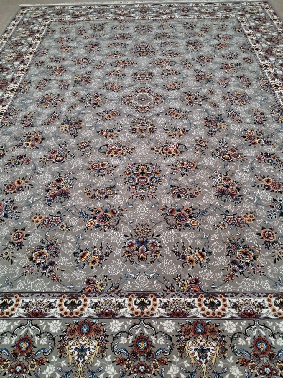 فرش طرح والینا صفاریان ۱۲۰۰شانه درجه یک**|فرش|شیراز, عادل آباد|دیوار