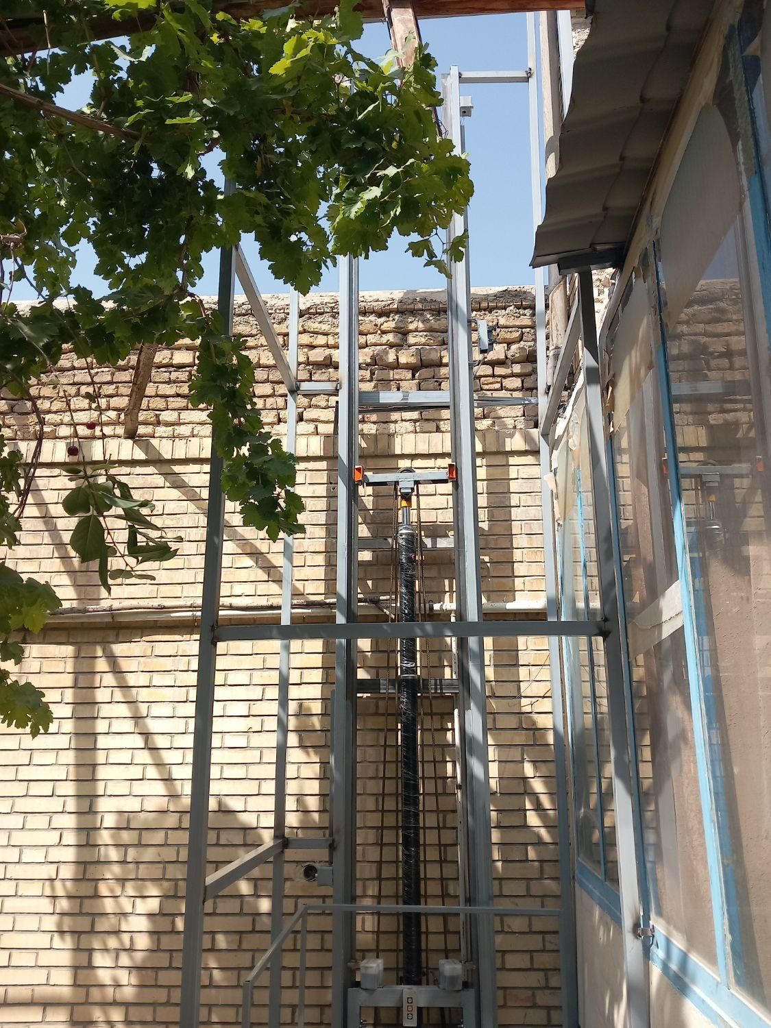 بالابرهیدرولیکی|خدمات پیشه و مهارت|شهرکرد, |دیوار