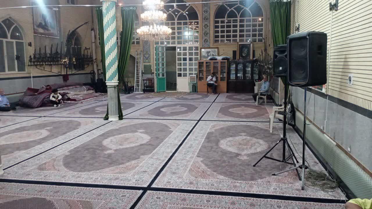 عرضه تولید فرش اکریلیک و ورژن/سجاده مساجد و حسینیه|فرش|زنجان, |دیوار