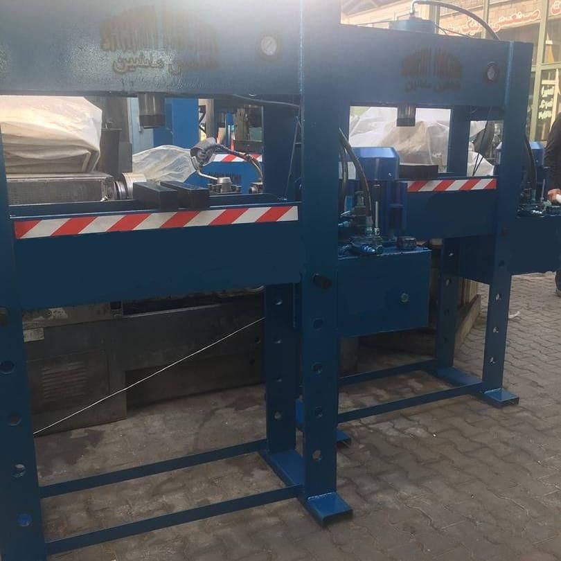 پرس هیدرولیک  در ابعاد و اندازه مختلف|ماشین‌آلات صنعتی|تهران, هفده شهریور|دیوار