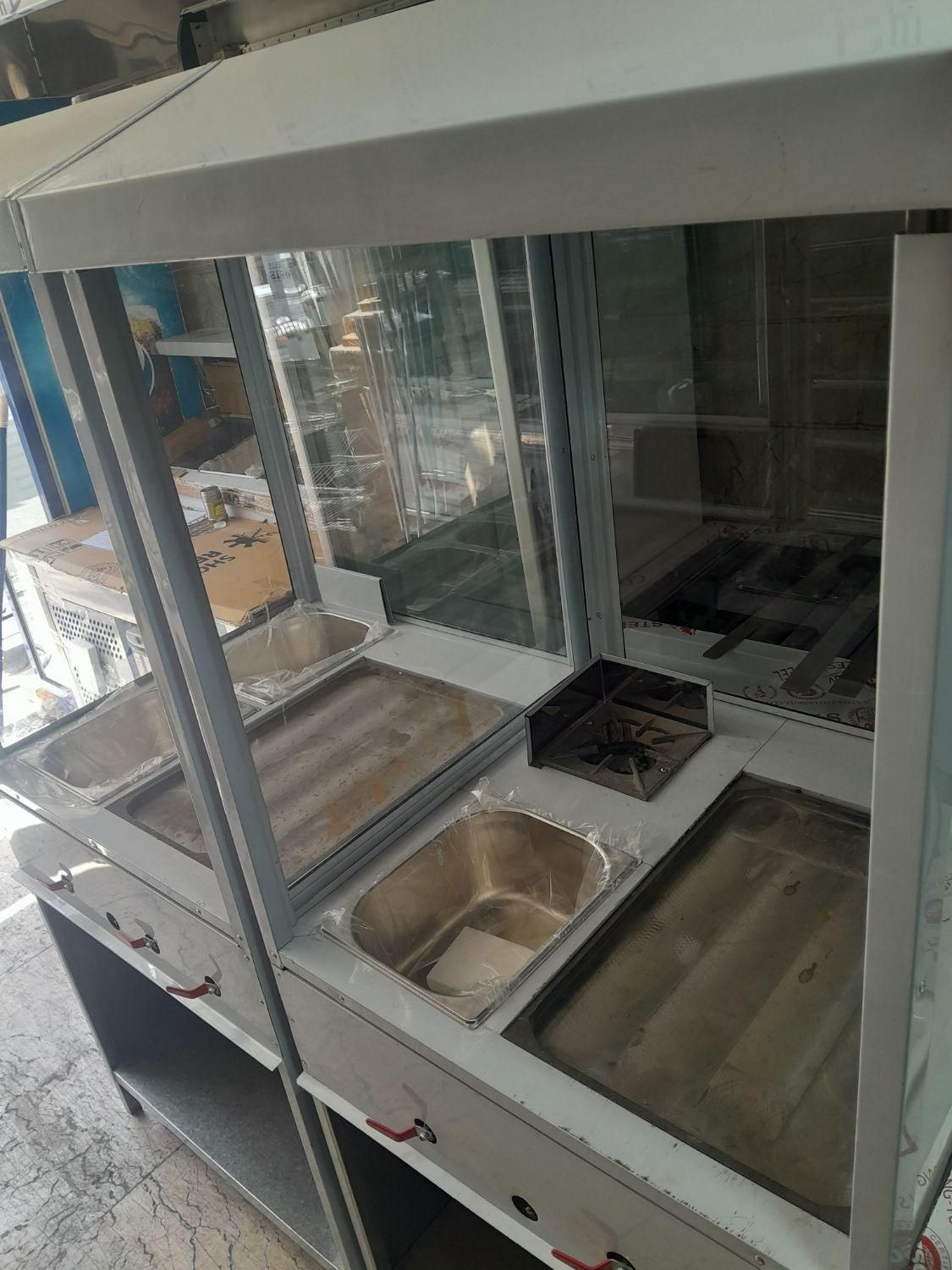 فرساندویج زیر پیتزا و ساده از تولید به مصرف|کافی‌شاپ و رستوران|تهران, نعمت‌آباد|دیوار