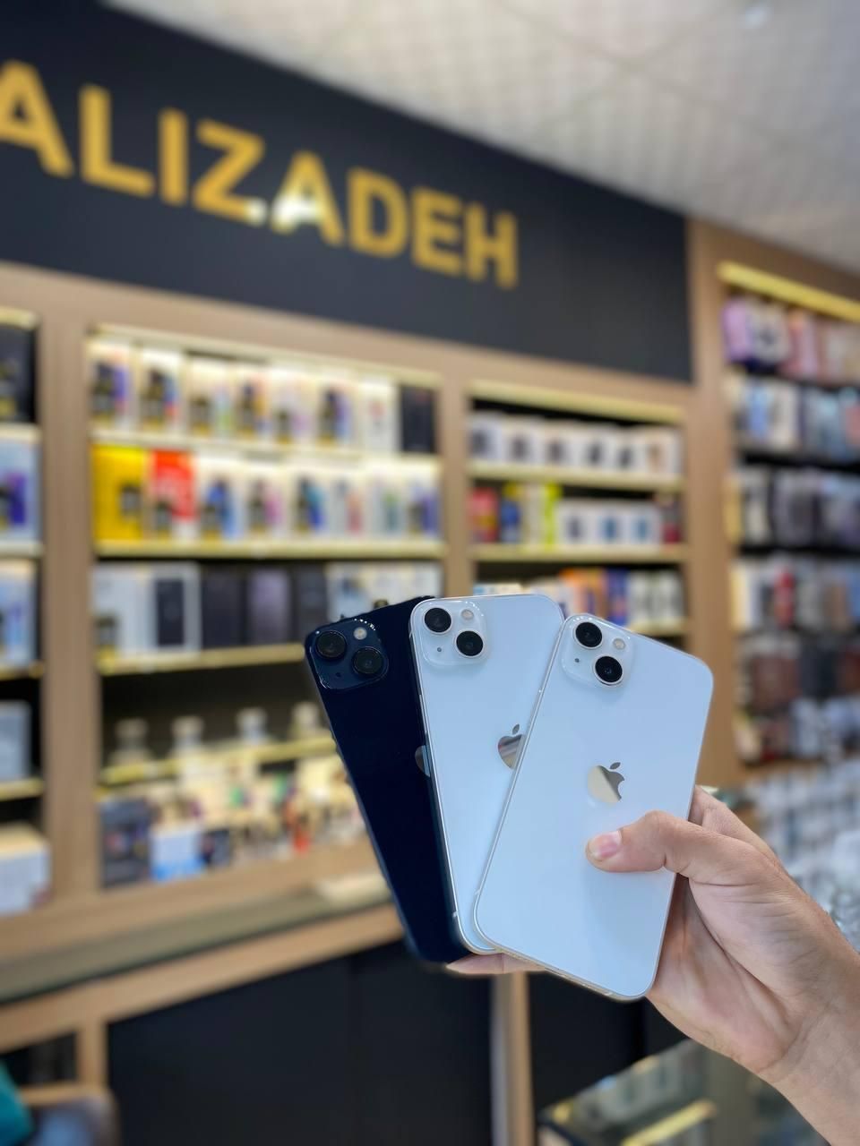 اپل iPhone 13 ۱۲۸ گیگابایت بی نهایت تمیز|موبایل|نیشابور, امام خمینی|دیوار