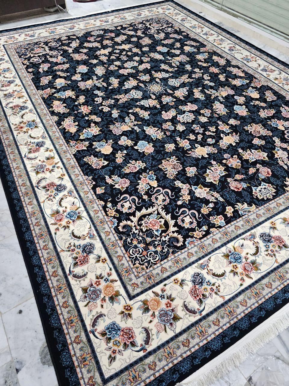 فرش آکبندتمامی متراژطرح و رنگبندی گوناگون|فرش|قرچک, مهدیه|دیوار