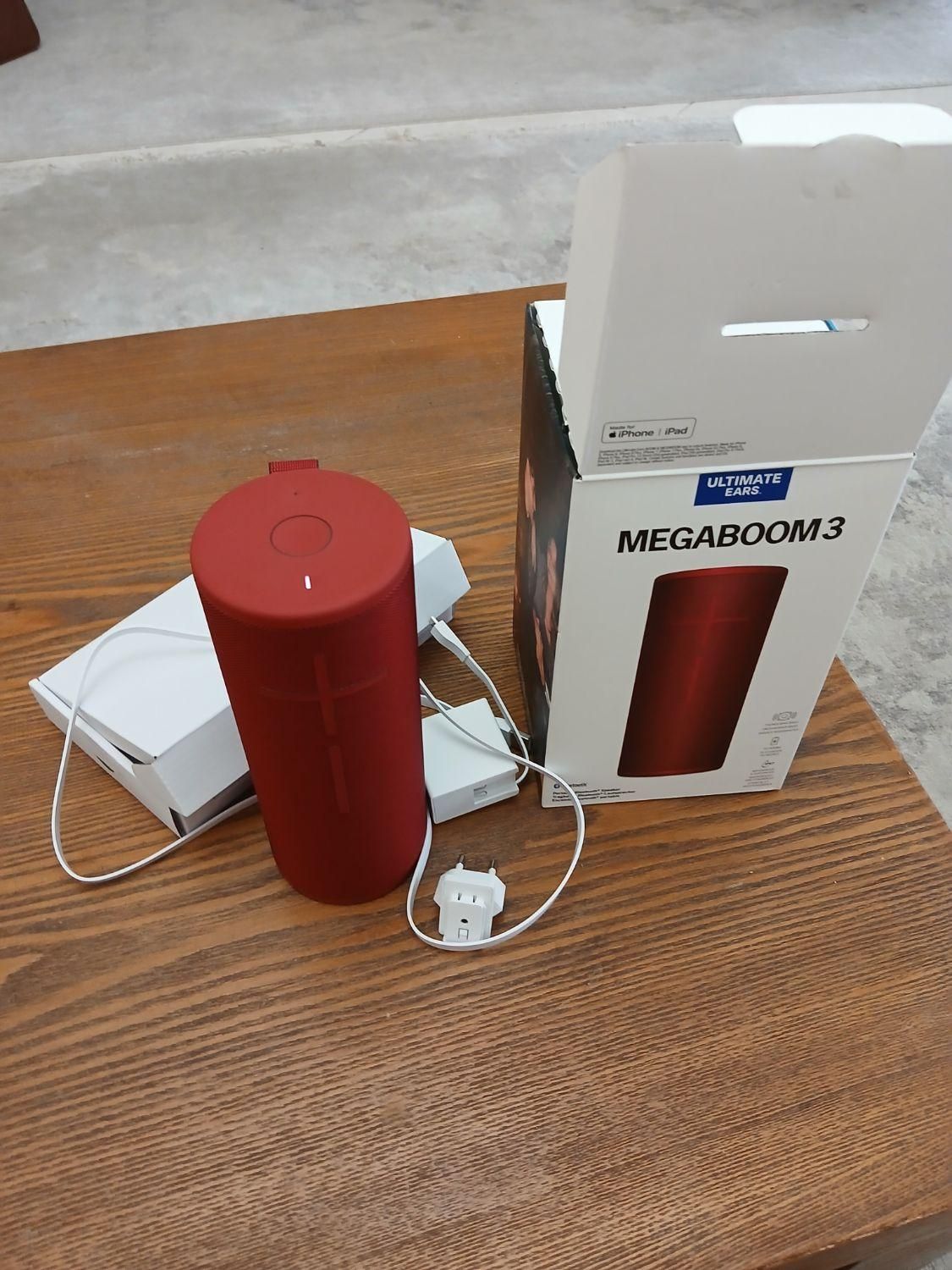 اسپیکر بلوتوثی Ultimate Ears MEGABOOM 3|پخش‌کننده همراه|تهران, شهرک شهید باقری|دیوار