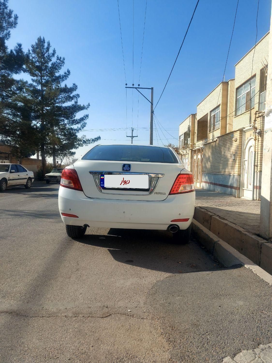 آریو اتوماتیک 1600cc، مدل ۱۳۹۷|خودرو سواری و وانت|اصفهان, احمدآباد|دیوار