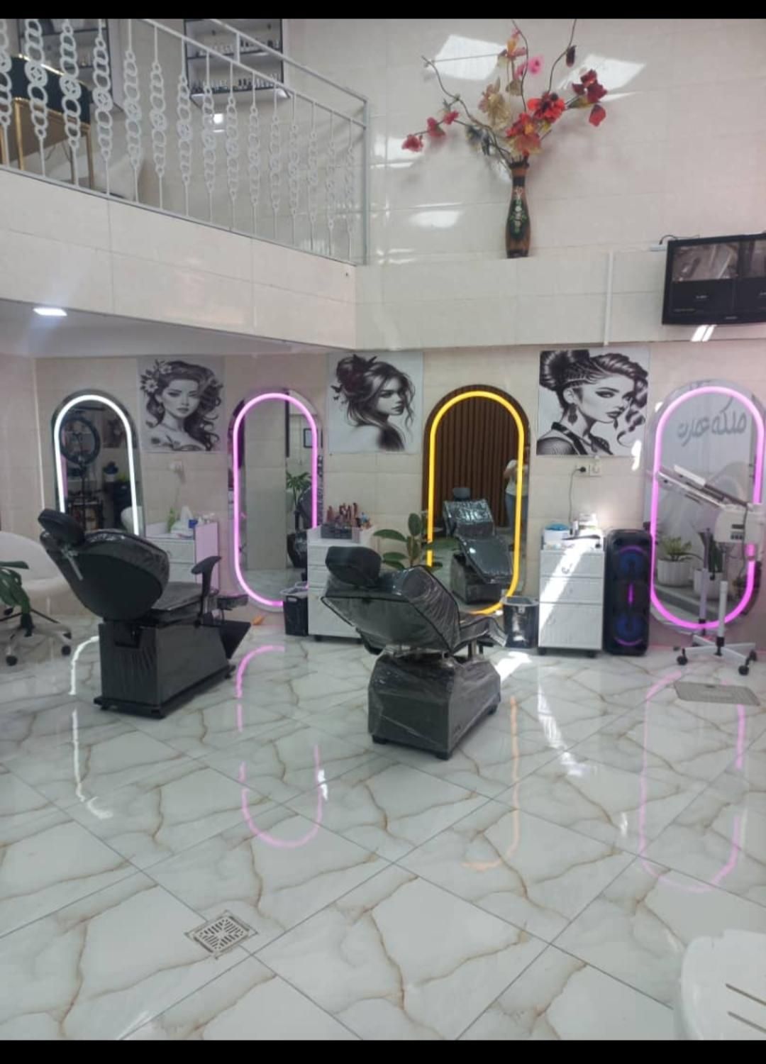 تولیدی وسایل سالن زیبایی با کیفیت|آرایشگاه و سالنهای زیبایی|تکاب, |دیوار