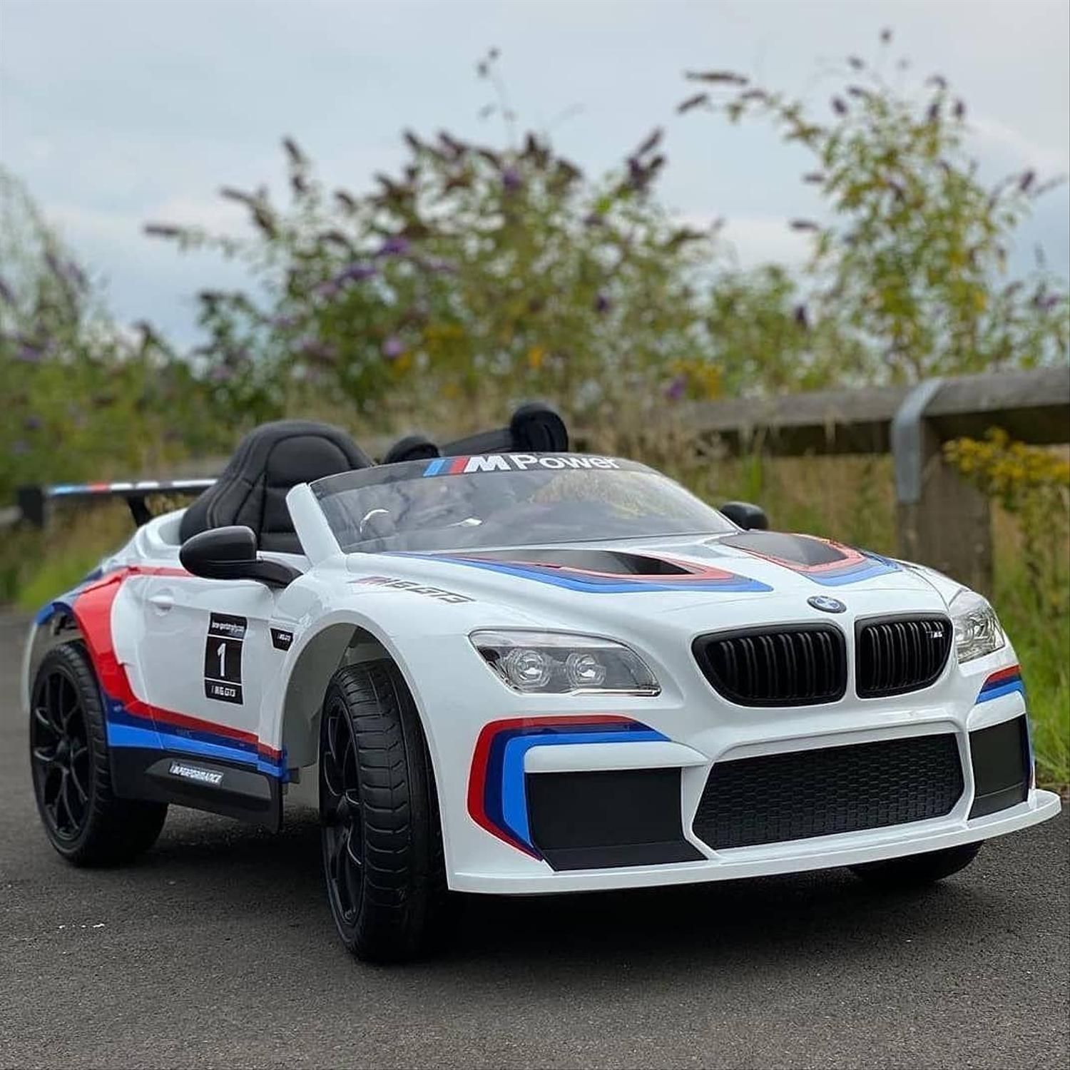 ماشین شارژی بی ام و سواری|اسباب‌بازی بچه|کرمانشاه, |دیوار