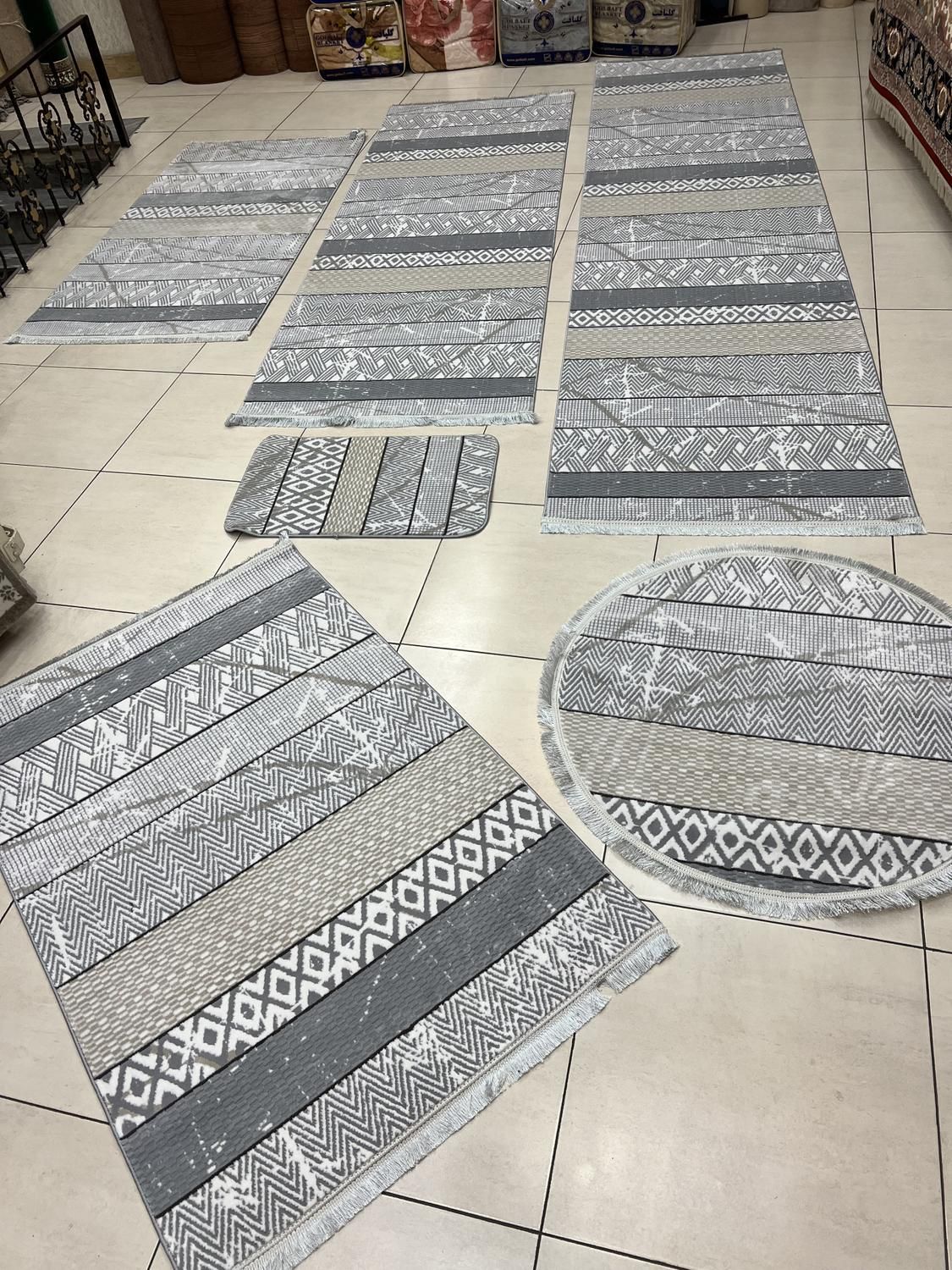 فرش ۳*۱ نخ بامبو ترکیه با پادری در فرش نادر|فرش|تبریز, |دیوار