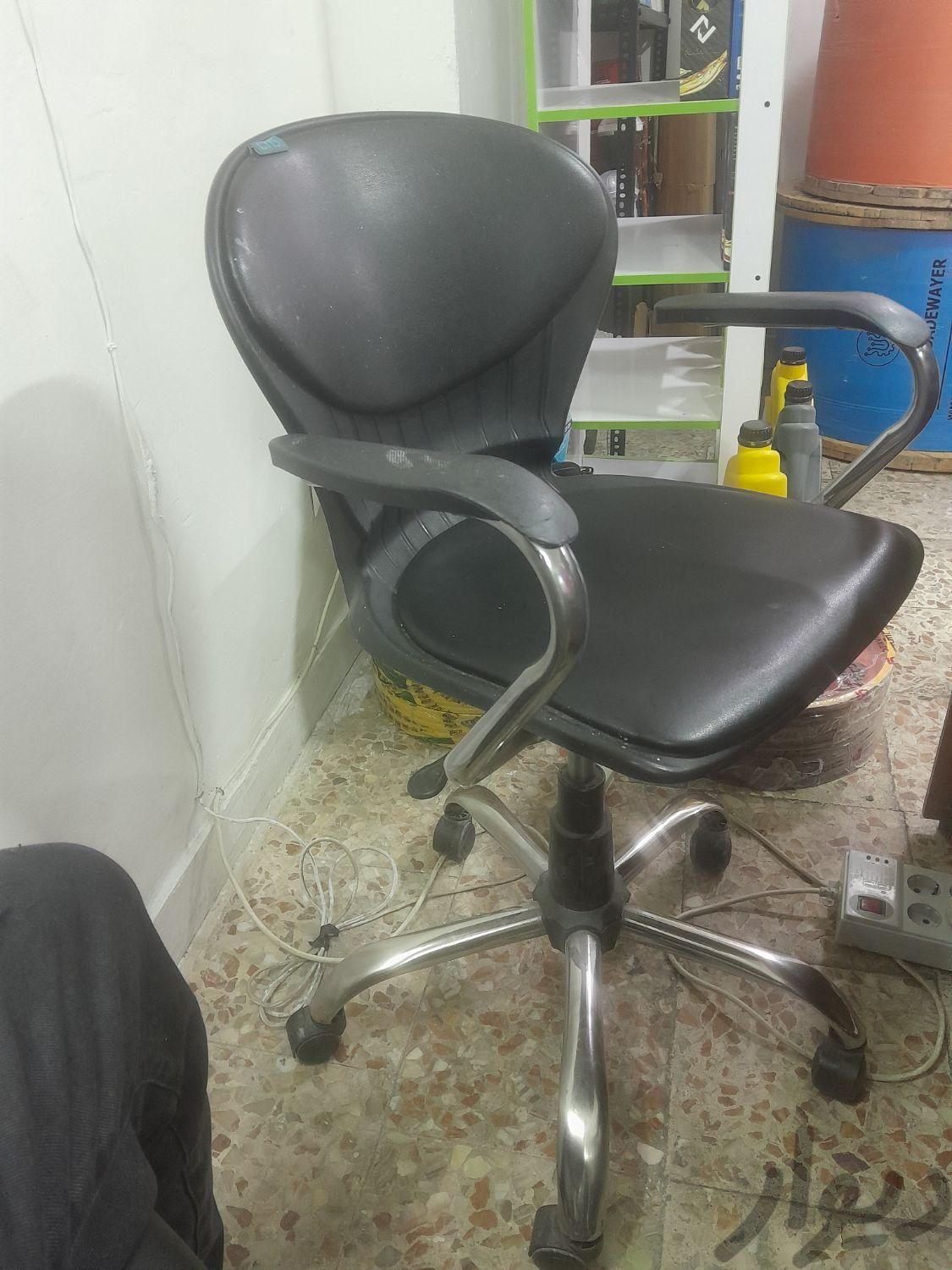 صندلی جک دار سالم بدون ایراد|صندلی و نیمکت|تهران, مهرآباد جنوبی|دیوار