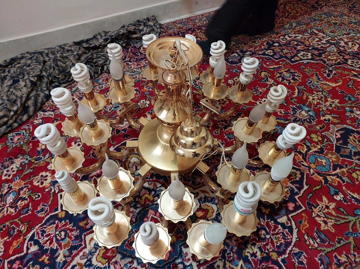 لوستر سقفی هشت شاخه سه عددی جمعا ۲۴ عدد لامپ میخور|لوستر و چراغ آویز|تهران, شهران شمالی|دیوار