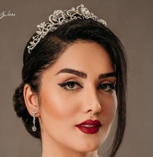 لباس عروس و میکاپ|خدمات آرایشگری و زیبایی|کرمانشاه, |دیوار