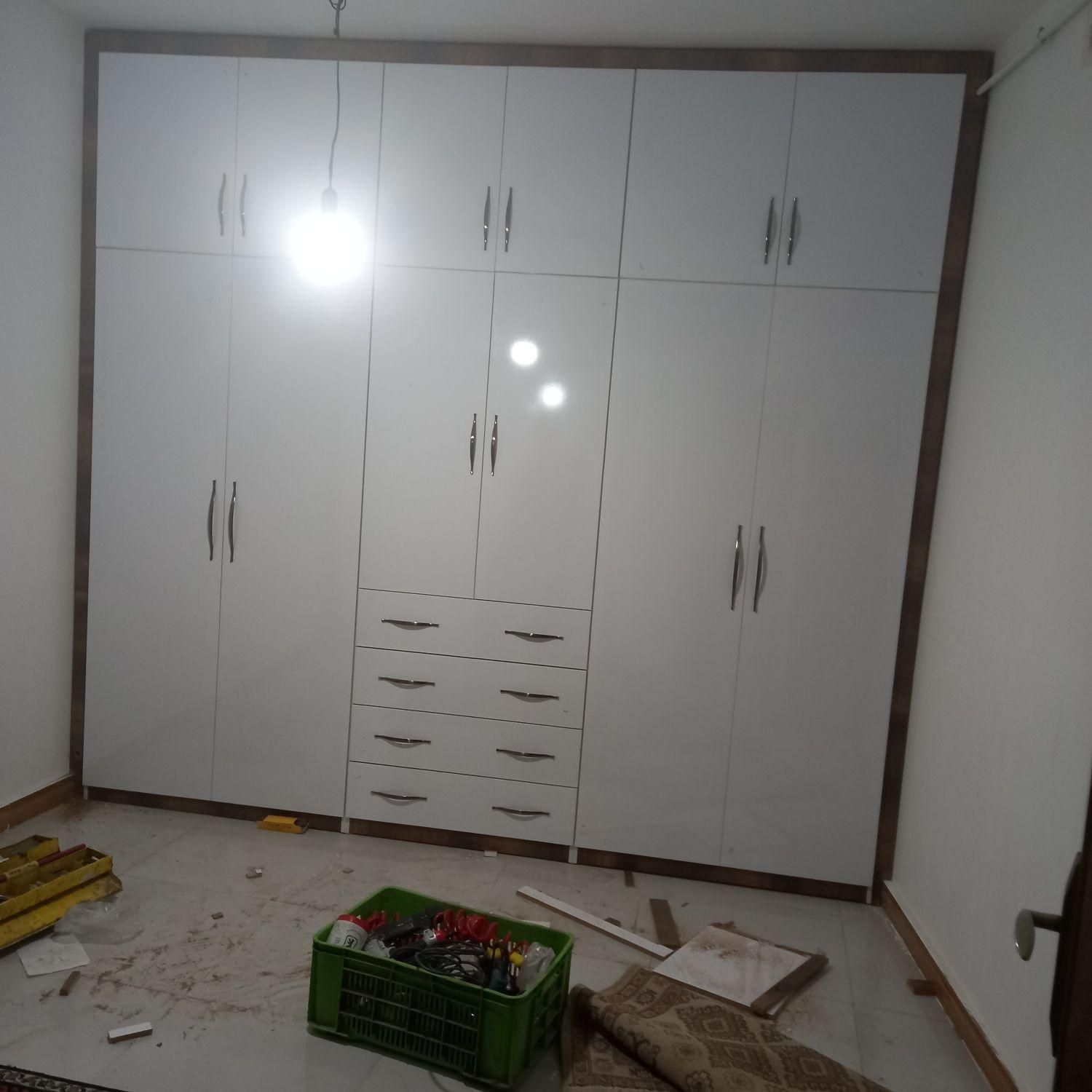 ساخت کابینت وکمددیواری|خدمات پیشه و مهارت|کرمانشاه, |دیوار