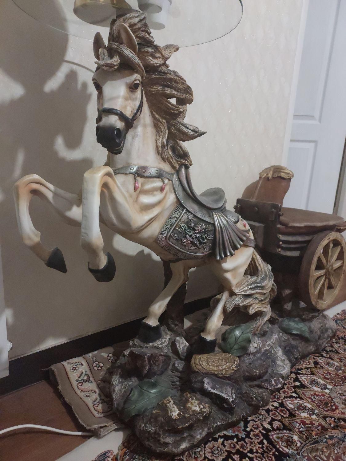 مجسمه اسب|مجسمه، تندیس و ماکت|فردیس, |دیوار