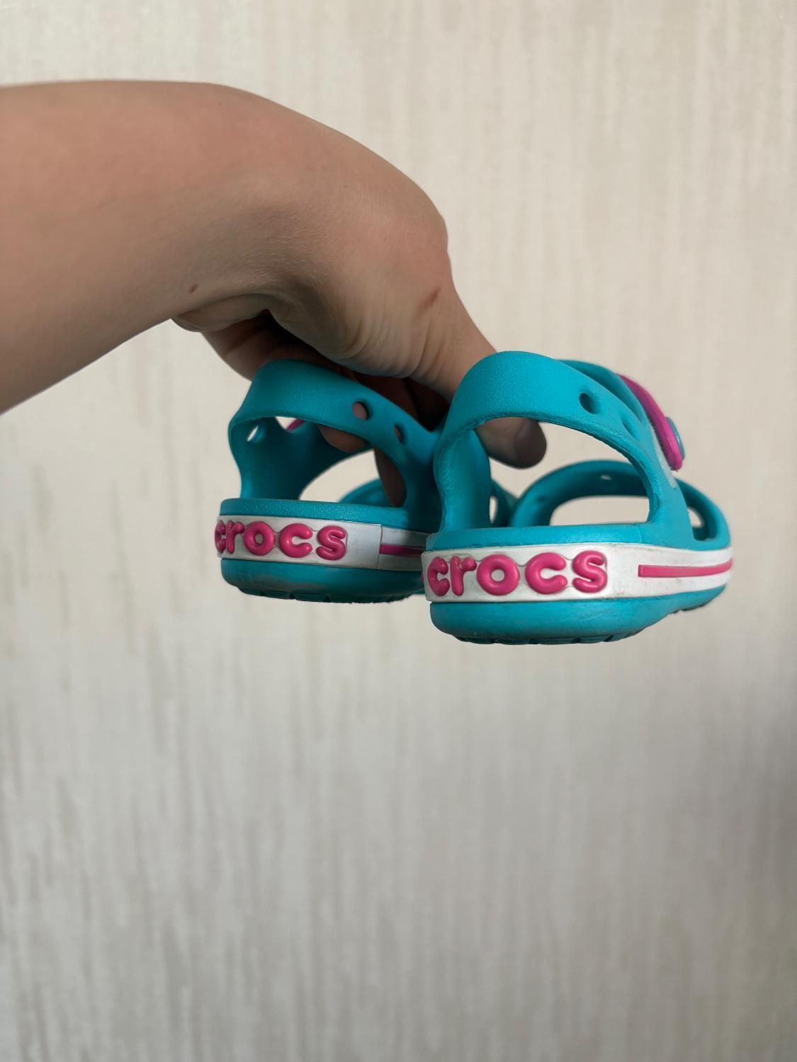 صندل دخترانه اورجینال سالم crocs|کفش و لباس بچه|تهران, مجیدآباد|دیوار