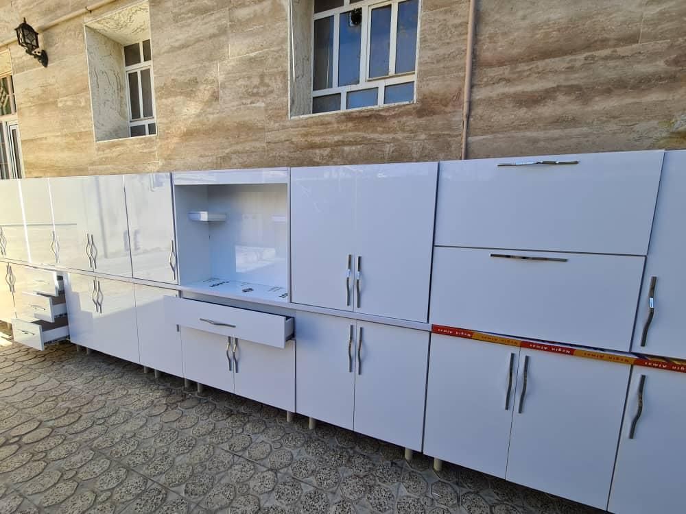 کابینت های گلاس سفید اصل ۱۵ تیکه نو نو نو|مصالح و تجهیزات ساختمان|کرمانشاه, |دیوار