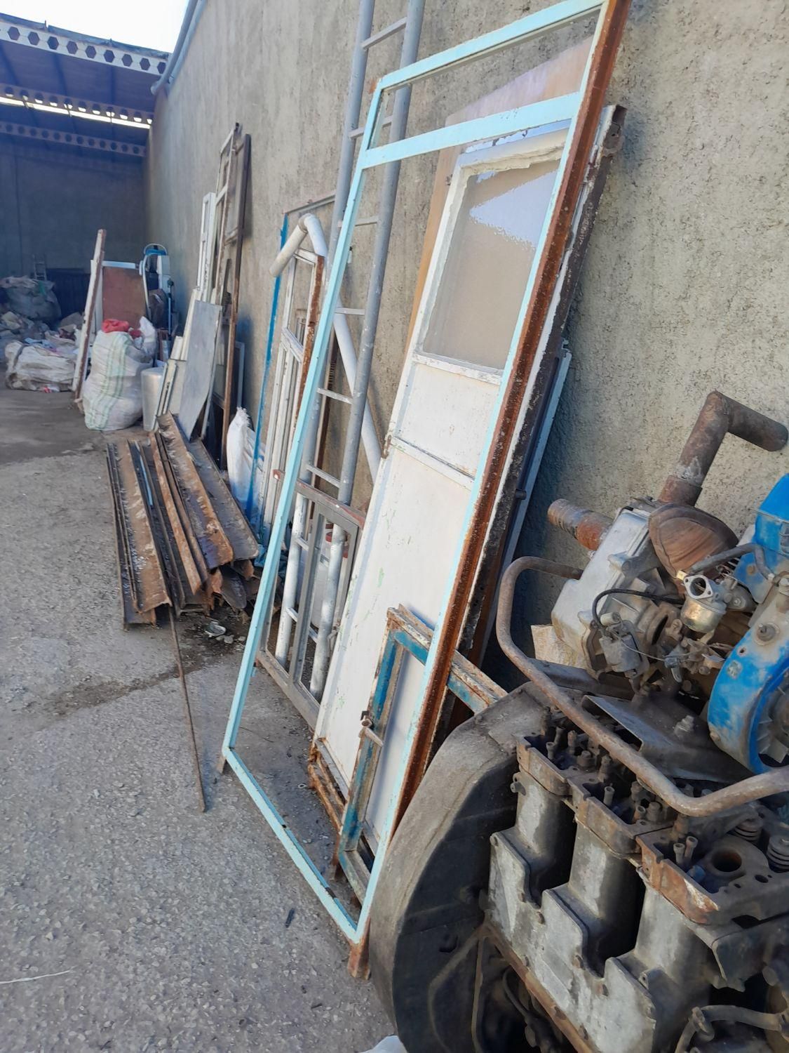 ضایعات اهن و همه رقم|عمدهفروشی|همدان, |دیوار