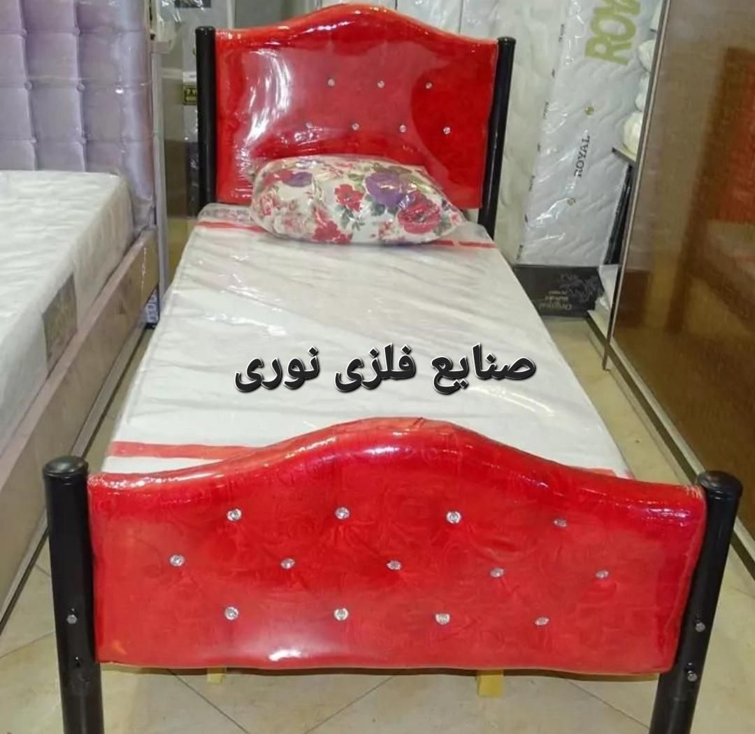 تخت یکنفره (تخت1نفر )صنایع فلزی نوری|تخت و سرویس خواب|مشهد, خواجه ربیع|دیوار