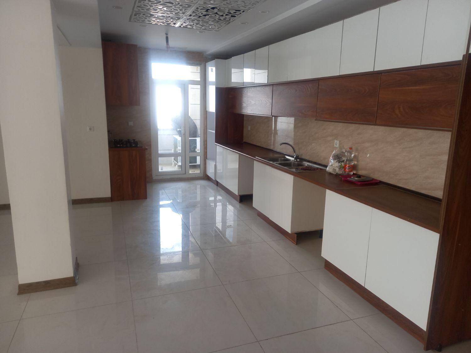 اپارتمان ۱۷۵متر/مرواریدشهر چیتگر/دریاچه چیتگر|اجارهٔ آپارتمان|تهران, دریاچه شهدای خلیج فارس|دیوار